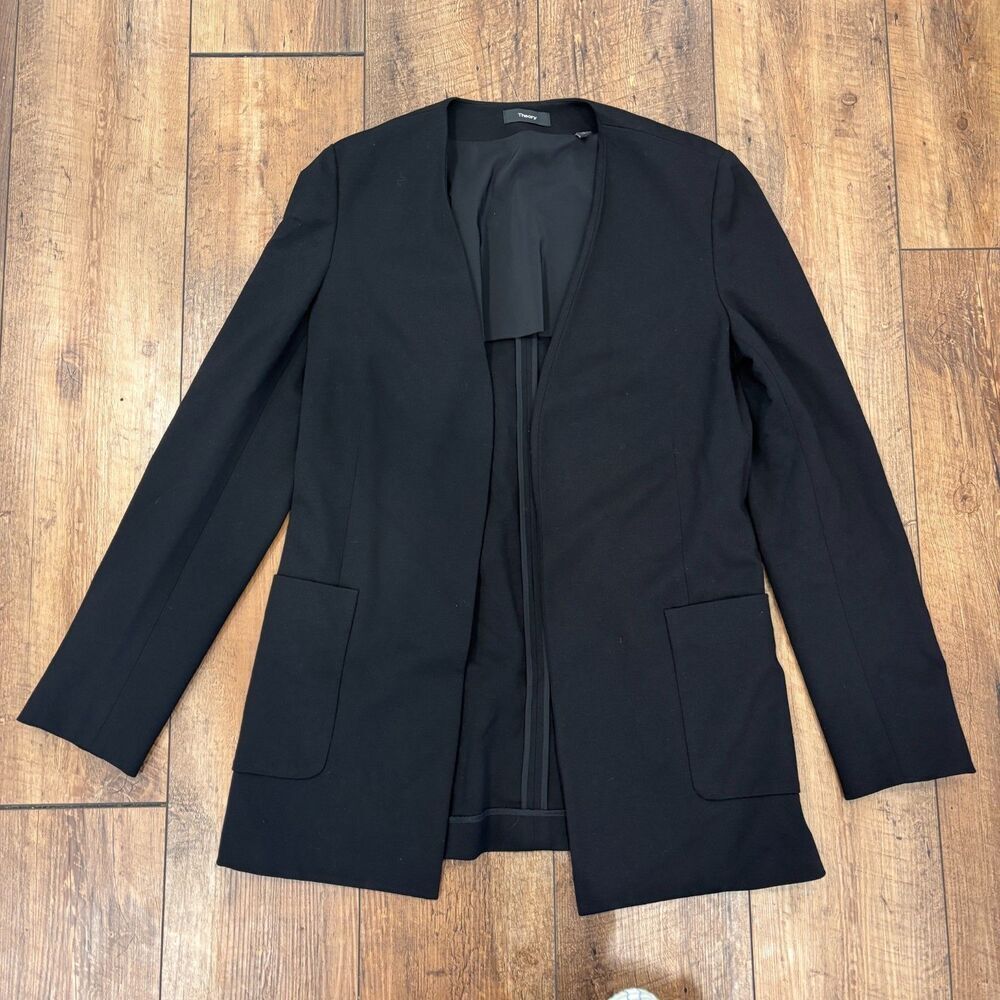 Theory Lindrayia Blazer in Black Women's Size 8 Slim Fit Open Front Patch Pocket - Picture 2 of 9